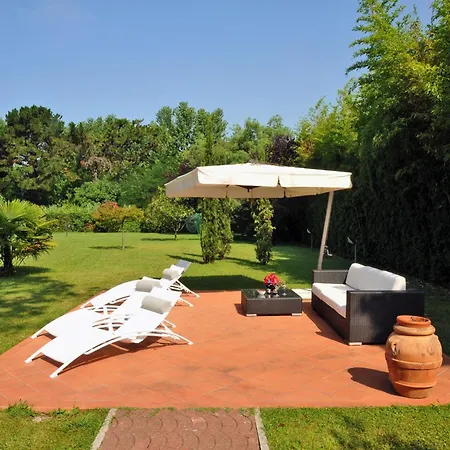 Βίλα Torre 9p Ac 2 Pools 300 M From The Sea Marina di Massa
